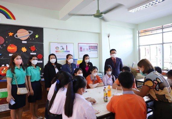 ภาพกิจกรรม  คณะวิทยาศาสตร์และเทคโนโลยี จัดกิจกรรมค่ายวิทยาศาสตร์สัญจร ปีการศึกษา 2565  โรงเรียนคณฑีพิทยาคม