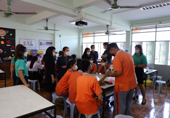 ภาพกิจกรรม  คณะวิทยาศาสตร์และเทคโนโลยี จัดกิจกรรมค่ายวิทยาศาสตร์สัญจร ปีการศึกษา 2565  โรงเรียนคณฑีพิทยาคม