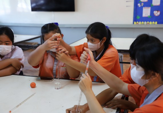 ภาพกิจกรรม  คณะวิทยาศาสตร์และเทคโนโลยี จัดกิจกรรมค่ายวิทยาศาสตร์สัญจร ปีการศึกษา 2565  โรงเรียนคณฑีพิทยาคม