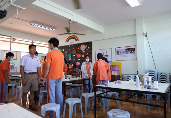 ภาพกิจกรรม  คณะวิทยาศาสตร์และเทคโนโลยี จัดกิจกรรมค่ายวิทยาศาสตร์สัญจร ปีการศึกษา 2565  โรงเรียนคณฑีพิทยาคม