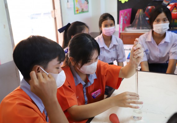 ภาพกิจกรรม  คณะวิทยาศาสตร์และเทคโนโลยี จัดกิจกรรมค่ายวิทยาศาสตร์สัญจร ปีการศึกษา 2565  โรงเรียนคณฑีพิทยาคม