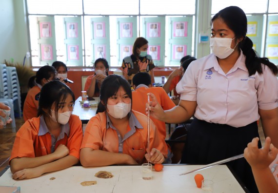 ภาพกิจกรรม  คณะวิทยาศาสตร์และเทคโนโลยี จัดกิจกรรมค่ายวิทยาศาสตร์สัญจร ปีการศึกษา 2565  โรงเรียนคณฑีพิทยาคม