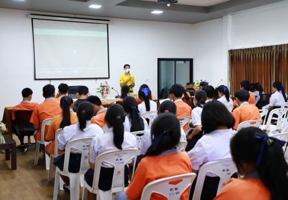 ภาพกิจกรรม  คณะวิทยาศาสตร์และเทคโนโลยี จัดกิจกรรมค่ายวิทยาศาสตร์สัญจร ปีการศึกษา 2565  โรงเรียนคณฑีพิทยาคม