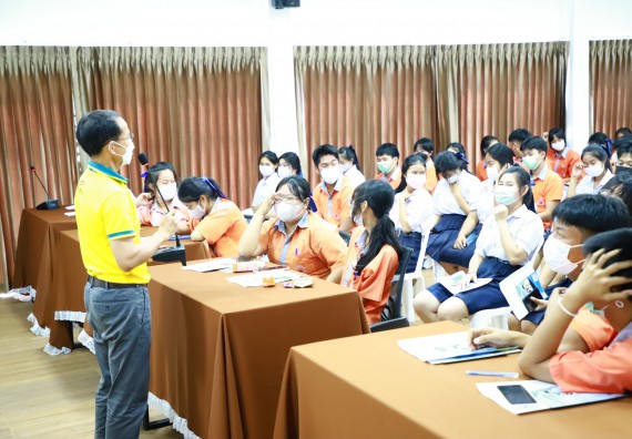 ภาพกิจกรรม  คณะวิทยาศาสตร์และเทคโนโลยี จัดกิจกรรมค่ายวิทยาศาสตร์สัญจร ปีการศึกษา 2565  โรงเรียนคณฑีพิทยาคม