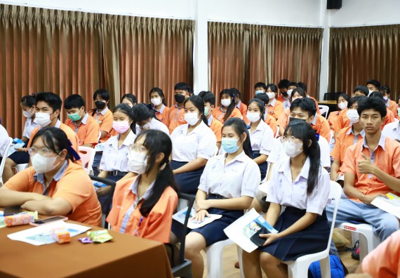 ภาพกิจกรรม  คณะวิทยาศาสตร์และเทคโนโลยี จัดกิจกรรมค่ายวิทยาศาสตร์สัญจร ปีการศึกษา 2565  โรงเรียนคณฑีพิทยาคม