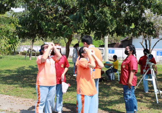 ภาพกิจกรรม  คณะวิทยาศาสตร์และเทคโนโลยี จัดกิจกรรมค่ายวิทยาศาสตร์สัญจร ปีการศึกษา 2565  โรงเรียนคณฑีพิทยาคม