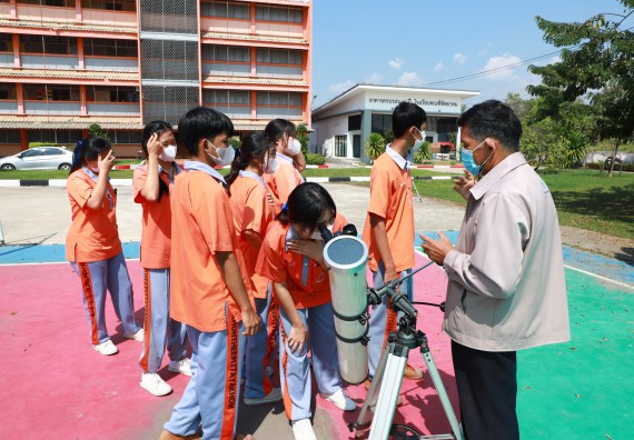 ภาพกิจกรรม  คณะวิทยาศาสตร์และเทคโนโลยี จัดกิจกรรมค่ายวิทยาศาสตร์สัญจร ปีการศึกษา 2565  โรงเรียนคณฑีพิทยาคม