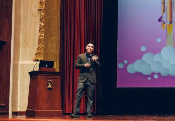 ภาพกิจกรรม  บุคลากรและนักศึกษา คณะวิทยาศาสตร์และเทคโนโลยี เข้าร่วมพิธีมอบรางวัลยอดเยี่ยม ทุนการศึกษา บุคคลและองค์กรดีเด่นทางวิทยาศาสตร์ ครั้งที่ 54 ประจําปี 2564/2565