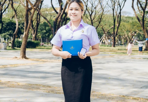 ภาพกิจกรรม  บุคลากรและนักศึกษา คณะวิทยาศาสตร์และเทคโนโลยี เข้าร่วมพิธีมอบรางวัลยอดเยี่ยม ทุนการศึกษา บุคคลและองค์กรดีเด่นทางวิทยาศาสตร์ ครั้งที่ 54 ประจําปี 2564/2565