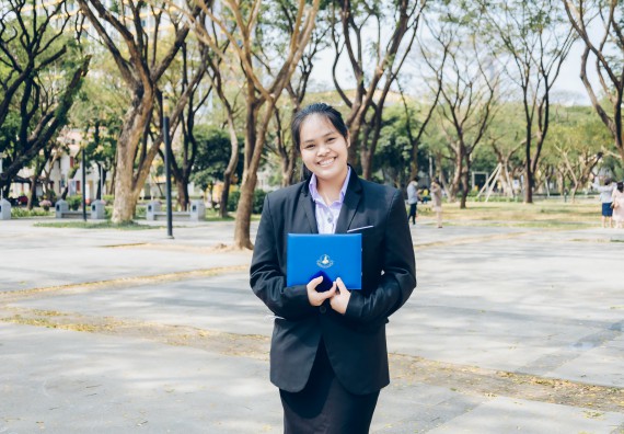 ภาพกิจกรรม  บุคลากรและนักศึกษา คณะวิทยาศาสตร์และเทคโนโลยี เข้าร่วมพิธีมอบรางวัลยอดเยี่ยม ทุนการศึกษา บุคคลและองค์กรดีเด่นทางวิทยาศาสตร์ ครั้งที่ 54 ประจําปี 2564/2565