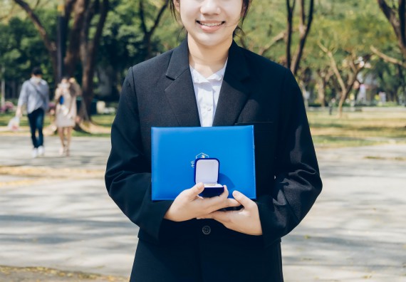 ภาพกิจกรรม  บุคลากรและนักศึกษา คณะวิทยาศาสตร์และเทคโนโลยี เข้าร่วมพิธีมอบรางวัลยอดเยี่ยม ทุนการศึกษา บุคคลและองค์กรดีเด่นทางวิทยาศาสตร์ ครั้งที่ 54 ประจําปี 2564/2565