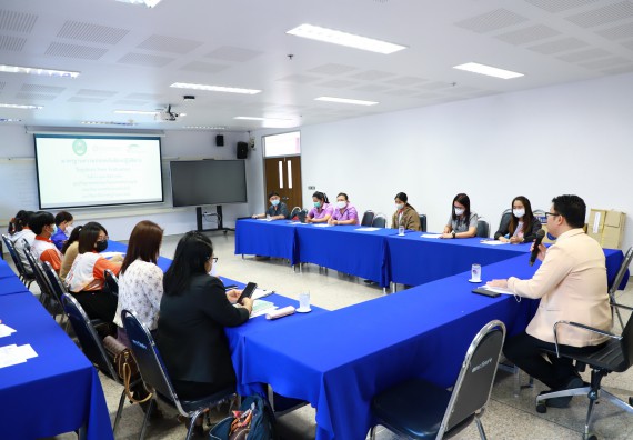 ภาพกิจกรรม  ศูนย์วิทยาศาสตร์และวิทยาศาสตร์ประยุกต์ จัดอบรมเชิงปฏิบัติการมาตรฐานความปลอดภัยห้องปฏิบัติการเคมี รูปแบบ Peer evaluation