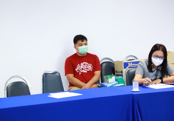 ภาพกิจกรรม  ศูนย์วิทยาศาสตร์และวิทยาศาสตร์ประยุกต์ จัดอบรมเชิงปฏิบัติการมาตรฐานความปลอดภัยห้องปฏิบัติการเคมี รูปแบบ Peer evaluation