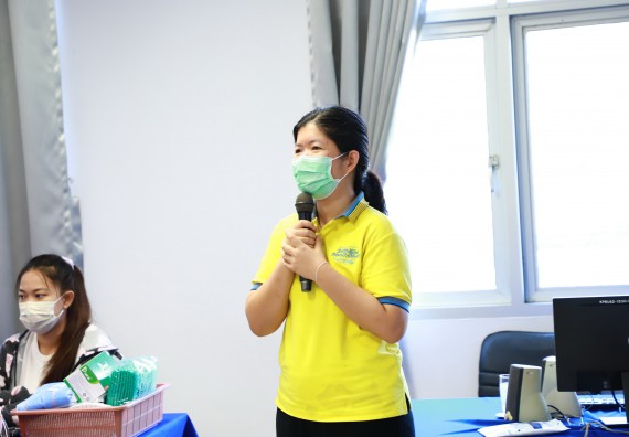 ภาพกิจกรรม  ศูนย์วิทยาศาสตร์และวิทยาศาสตร์ประยุกต์ จัดอบรมเชิงปฏิบัติการมาตรฐานความปลอดภัยห้องปฏิบัติการเคมี รูปแบบ Peer evaluation