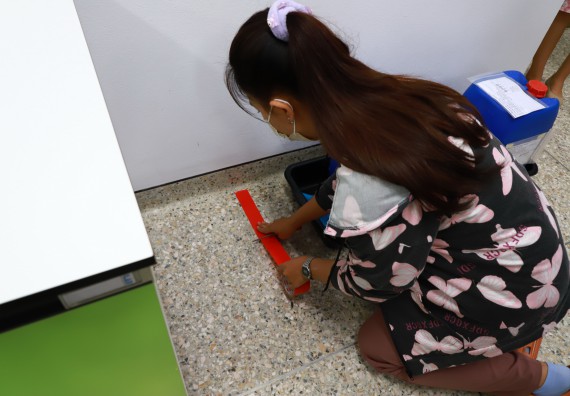 ภาพกิจกรรม  ศูนย์วิทยาศาสตร์และวิทยาศาสตร์ประยุกต์ จัดอบรมเชิงปฏิบัติการมาตรฐานความปลอดภัยห้องปฏิบัติการเคมี รูปแบบ Peer evaluation