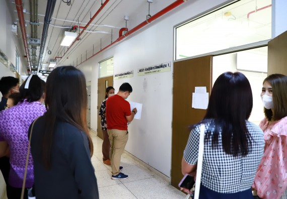 ภาพกิจกรรม  ศูนย์วิทยาศาสตร์และวิทยาศาสตร์ประยุกต์ จัดอบรมเชิงปฏิบัติการมาตรฐานความปลอดภัยห้องปฏิบัติการเคมี รูปแบบ Peer evaluation