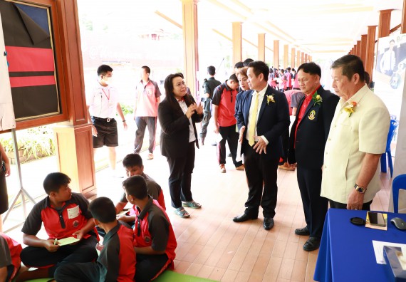 ภาพกิจกรรม  คณะวิทยาศาสตร์และเทคโนโลยี จัดบูธนิทรรศการงานเปิดโลกการเรียนรู้มุ่งสู่การพัฒนาคุณภาพผู้เรียน ประจำปีการศึกษา 2565