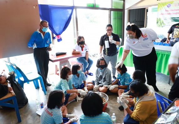 ภาพกิจกรรม  คณะวิทยาศาสตร์และเทคโนโลยี จัดกิจกรรมถ่ายทอดองค์ความรู้กระดาษกันนาจากกาบกล้วยไข่เพื่อใช้ในงานบรรจุภัณฑ์