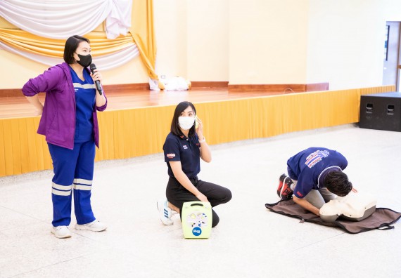 ภาพกิจกรรม  โปรแกรมวิชาสาธารณสุขศาสตร์ จัดอบรมการช่วยเหลือผู้ป่วยฉุกเฉิน ให้กับนักศึกษาชั้นปีที่ 2 หลักสูตรสาธารณสุขศาสตร์