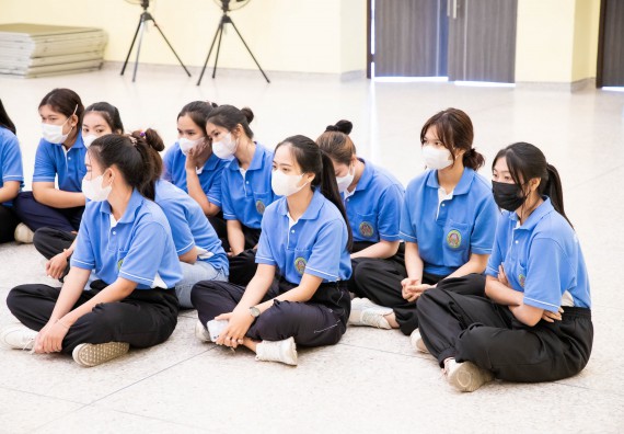 ภาพกิจกรรม  โปรแกรมวิชาสาธารณสุขศาสตร์ จัดอบรมการช่วยเหลือผู้ป่วยฉุกเฉิน ให้กับนักศึกษาชั้นปีที่ 2 หลักสูตรสาธารณสุขศาสตร์