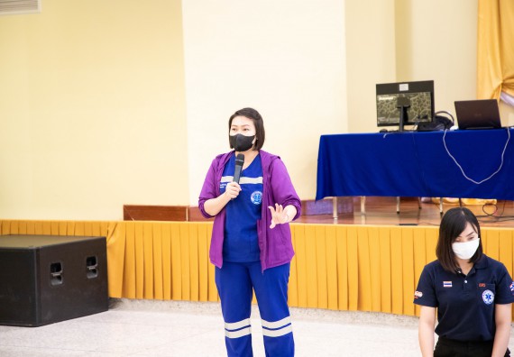 ภาพกิจกรรม  โปรแกรมวิชาสาธารณสุขศาสตร์ จัดอบรมการช่วยเหลือผู้ป่วยฉุกเฉิน ให้กับนักศึกษาชั้นปีที่ 2 หลักสูตรสาธารณสุขศาสตร์