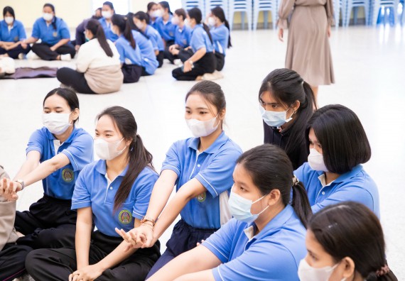 ภาพกิจกรรม  โปรแกรมวิชาสาธารณสุขศาสตร์ จัดอบรมการช่วยเหลือผู้ป่วยฉุกเฉิน ให้กับนักศึกษาชั้นปีที่ 2 หลักสูตรสาธารณสุขศาสตร์