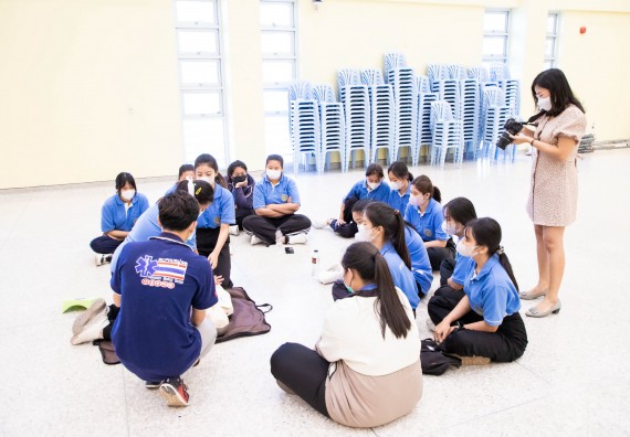 ภาพกิจกรรม  โปรแกรมวิชาสาธารณสุขศาสตร์ จัดอบรมการช่วยเหลือผู้ป่วยฉุกเฉิน ให้กับนักศึกษาชั้นปีที่ 2 หลักสูตรสาธารณสุขศาสตร์