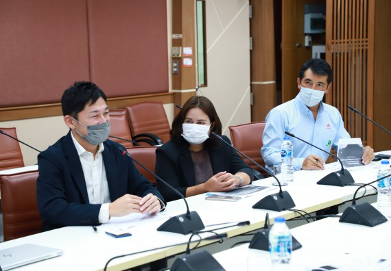 ภาพกิจกรรม  มหาวิทยาลัยราชภัฏกำแพงเพชร โดยคณะวิทยาศาสตร์และเทคโนโลยี ได้ตกลงลงนามในสัญญา เพื่อพัฒนาแอปพลิเคชั่น ชื่อ Casava Management System