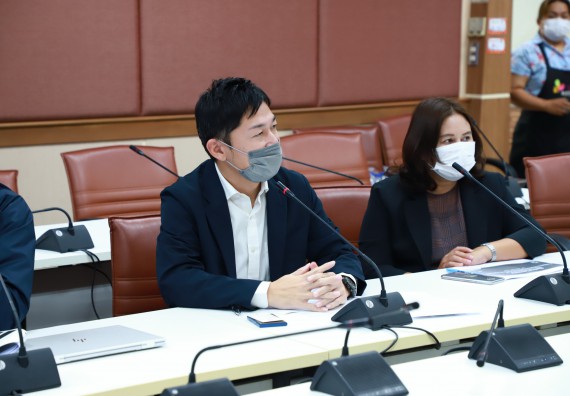 ภาพกิจกรรม  มหาวิทยาลัยราชภัฏกำแพงเพชร โดยคณะวิทยาศาสตร์และเทคโนโลยี ได้ตกลงลงนามในสัญญา เพื่อพัฒนาแอปพลิเคชั่น ชื่อ Casava Management System