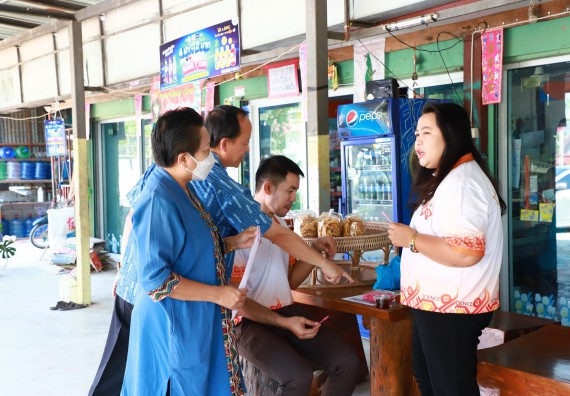 ภาพกิจกรรม  คณะวิทยาศาสตร์และเทคโนโลยี จัดกิจกรรมสำรวจความต้องการในการยกระดับคุณภาพและรายได้ของชุมชน