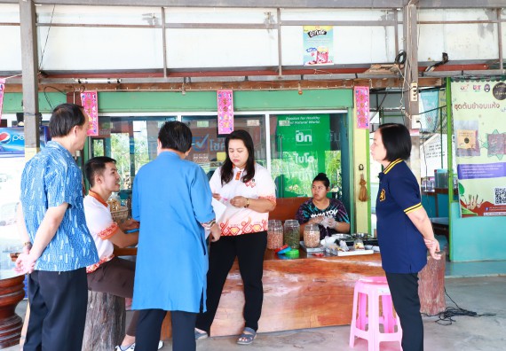 ภาพกิจกรรม  คณะวิทยาศาสตร์และเทคโนโลยี จัดกิจกรรมสำรวจความต้องการในการยกระดับคุณภาพและรายได้ของชุมชน