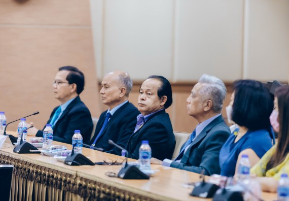 ภาพกิจกรรม  คณะวิทยาศาสตร์และเทคโนโลยี เข้าร่วมพิธีบันทึกข้อตกลงความร่วมมือการเสริมศักยภาพด้านวิชาการของบุคลากรสาธารณสุขในสังกัดองค์การบริหารส่วนจังหวัดกำแพงเพชร