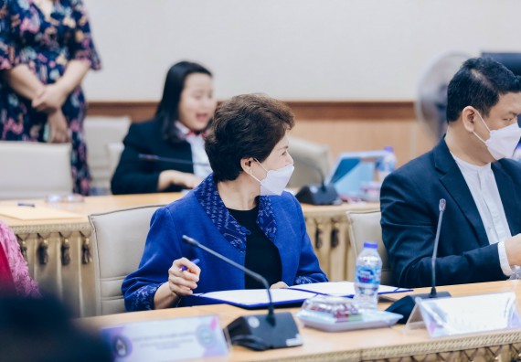 ภาพกิจกรรม  คณะวิทยาศาสตร์และเทคโนโลยี เข้าร่วมพิธีบันทึกข้อตกลงความร่วมมือการเสริมศักยภาพด้านวิชาการของบุคลากรสาธารณสุขในสังกัดองค์การบริหารส่วนจังหวัดกำแพงเพชร