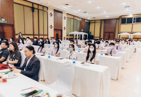 คณะวิทยาศาสตร์และเทคโนโลยี มหาวิทยาลัยราชภัฏกำแพงเพชร  เข้าร่วมโครงการเสริมสร้างความรู้และทักษะการประกันคุณภาพการศึกษาสำหรับบัณฑิตนักปฏิบัติด้วยกระบวนการทางวิทยาศาสตร์และภาคีเครือข่าย ๘ ราชภัฏภาคเหนือ