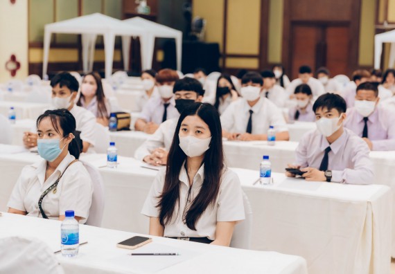 คณะวิทยาศาสตร์และเทคโนโลยี มหาวิทยาลัยราชภัฏกำแพงเพชร  เข้าร่วมโครงการเสริมสร้างความรู้และทักษะการประกันคุณภาพการศึกษาสำหรับบัณฑิตนักปฏิบัติด้วยกระบวนการทางวิทยาศาสตร์และภาคีเครือข่าย ๘ ราชภัฏภาคเหนือ