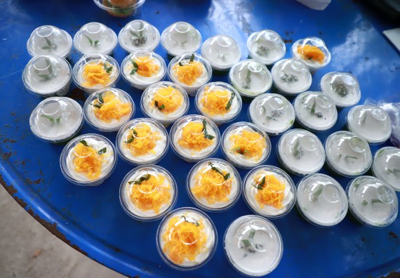 ภาพกิจกรรม  คณะวิทยาศาสตร์และเทคโนโลยี จัดอบรมเชิงปฏิบัติการ เรื่อง การพัฒนาบรรจุภัณฑ์น้ำพริกโบราณกลุ่มศรีเกษตรพัฒนา