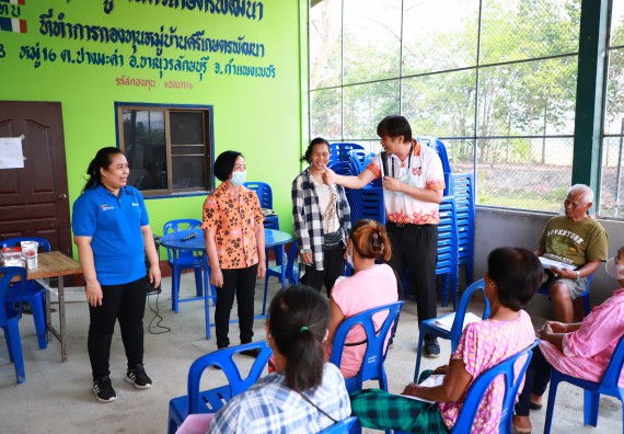 ภาพกิจกรรม  คณะวิทยาศาสตร์และเทคโนโลยี จัดอบรมเชิงปฏิบัติการ เรื่อง การพัฒนาบรรจุภัณฑ์น้ำพริกโบราณกลุ่มศรีเกษตรพัฒนา
