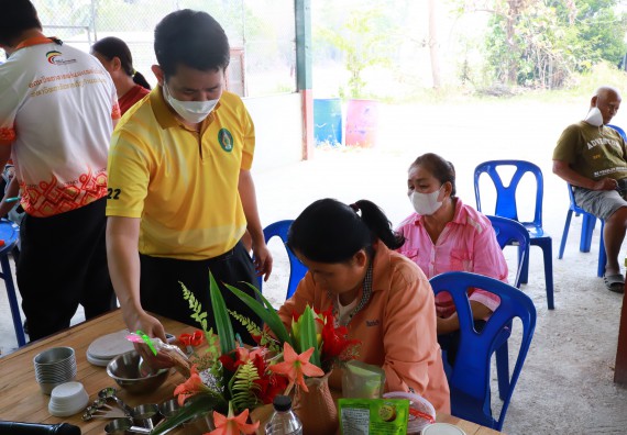 ภาพกิจกรรม  คณะวิทยาศาสตร์และเทคโนโลยี จัดอบรมเชิงปฏิบัติการ เรื่อง การพัฒนาบรรจุภัณฑ์น้ำพริกโบราณกลุ่มศรีเกษตรพัฒนา