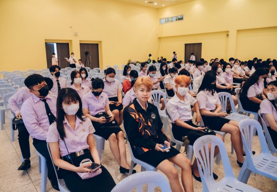 ภาพกิจกรรม  คณะวิทยาศาสตร์และเทคโนโลยี จัดโครงการบริการนักศึกษาและศิษย์เก่าสัมพันธ์ คณะวิทยาศาสตร์และเทคโนโลยีกิจกรรมเตรียมความพร้อมเพื่อออกสู่งาน