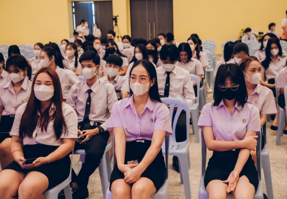 ภาพกิจกรรม  คณะวิทยาศาสตร์และเทคโนโลยี จัดโครงการบริการนักศึกษาและศิษย์เก่าสัมพันธ์ คณะวิทยาศาสตร์และเทคโนโลยีกิจกรรมเตรียมความพร้อมเพื่อออกสู่งาน