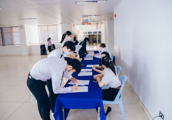 ภาพกิจกรรม  คณะวิทยาศาสตร์และเทคโนโลยี จัดพิธีมอบทุนเพื่อการศึกษา ปตท.สผ. โครงการเอส 1 ประจำปีการศึกษา 2565 ซึ่งได้รับการสนับสนุนงบประมาณจาก บริษัท ปตท.สผ. สยาม จำกัด บริษัท ในกลุ่ม ปตท. สำรวจและผลิตปิโตรเลียม จำกัด