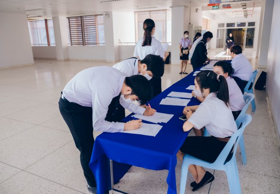 ภาพกิจกรรม  คณะวิทยาศาสตร์และเทคโนโลยี จัดพิธีมอบทุนเพื่อการศึกษา ปตท.สผ. โครงการเอส 1 ประจำปีการศึกษา 2565 ซึ่งได้รับการสนับสนุนงบประมาณจาก บริษัท ปตท.สผ. สยาม จำกัด บริษัท ในกลุ่ม ปตท. สำรวจและผลิตปิโตรเลียม จำกัด