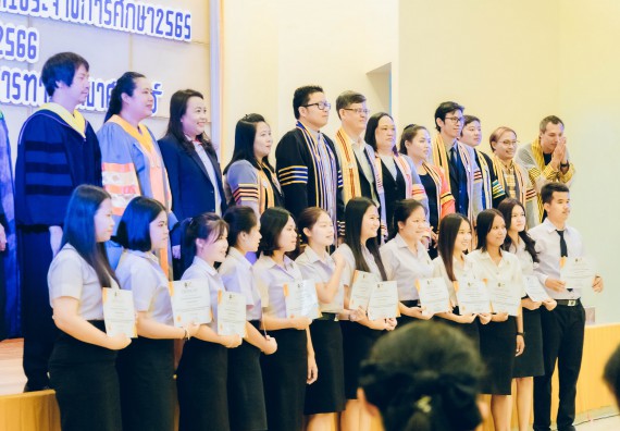 ภาพกิจกรรม  คณะวิทยาศาสตร์และเทคโนโลยี จัดโครงการพัฒนานักศึกษาคณะวิทยาศาสตร์และเทคโนโลยี กิจกรรมปัจฉิมนิเทศนักศึกษาสู่ความสำเร็จ