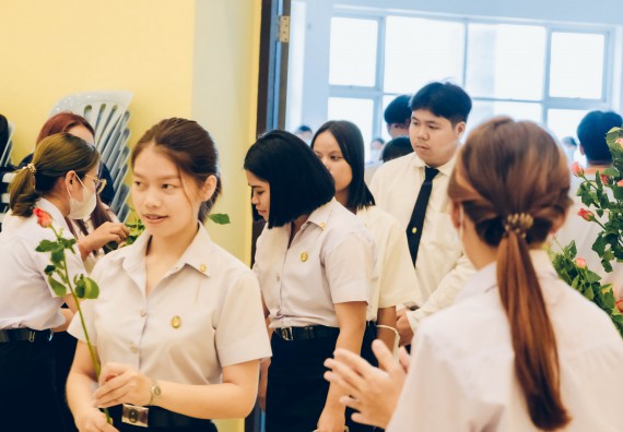 ภาพกิจกรรม  คณะวิทยาศาสตร์และเทคโนโลยี จัดโครงการพัฒนานักศึกษาคณะวิทยาศาสตร์และเทคโนโลยี กิจกรรมปัจฉิมนิเทศนักศึกษาสู่ความสำเร็จ