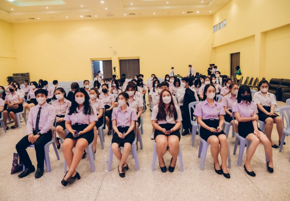 ภาพกิจกรรม  คณะวิทยาศาสตร์และเทคโนโลยี จัดโครงการพัฒนานักศึกษาคณะวิทยาศาสตร์และเทคโนโลยี กิจกรรมปัจฉิมนิเทศนักศึกษาสู่ความสำเร็จ