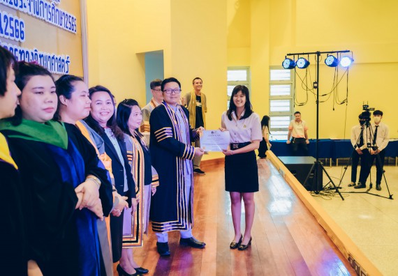 ภาพกิจกรรม  คณะวิทยาศาสตร์และเทคโนโลยี จัดโครงการพัฒนานักศึกษาคณะวิทยาศาสตร์และเทคโนโลยี กิจกรรมปัจฉิมนิเทศนักศึกษาสู่ความสำเร็จ