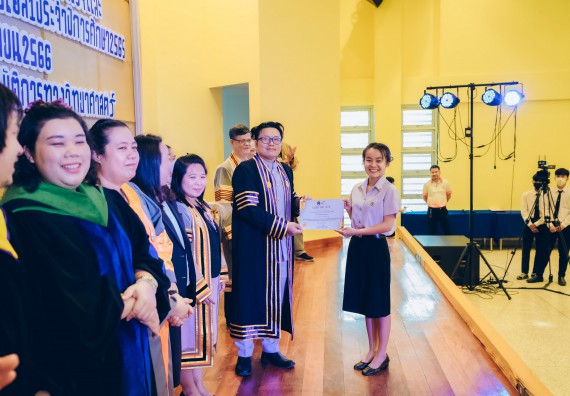 ภาพกิจกรรม  คณะวิทยาศาสตร์และเทคโนโลยี จัดโครงการพัฒนานักศึกษาคณะวิทยาศาสตร์และเทคโนโลยี กิจกรรมปัจฉิมนิเทศนักศึกษาสู่ความสำเร็จ