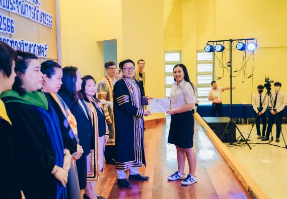 ภาพกิจกรรม  คณะวิทยาศาสตร์และเทคโนโลยี จัดโครงการพัฒนานักศึกษาคณะวิทยาศาสตร์และเทคโนโลยี กิจกรรมปัจฉิมนิเทศนักศึกษาสู่ความสำเร็จ