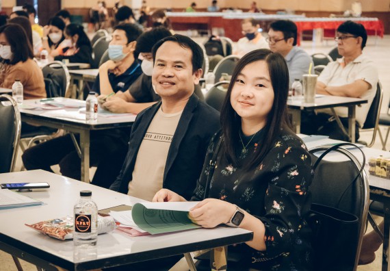 ภาพกิจกรรม  ผู้บริหาร คณาจารย์ และบุคลากร คณะวิทยาศาสตร์และเทคโนโลยีเข้าร่วม โครงการประชุมเชิงปฏิบัติการ “ทบทวนแผนกลยุทธ์ 2566 – 2570 และแผนปฏิบัติราชการ ประจำปี 2566