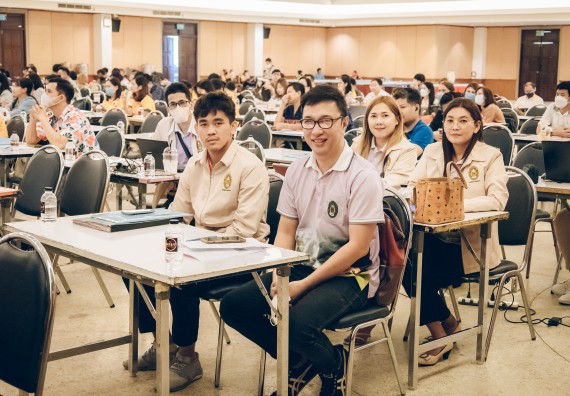 ภาพกิจกรรม  ผู้บริหาร คณาจารย์ และบุคลากร คณะวิทยาศาสตร์และเทคโนโลยีเข้าร่วม โครงการประชุมเชิงปฏิบัติการ “ทบทวนแผนกลยุทธ์ 2566 – 2570 และแผนปฏิบัติราชการ ประจำปี 2566